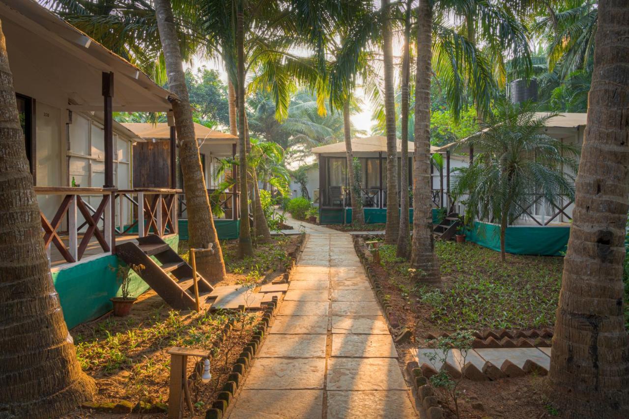 Hotel Cuba Patnem Patnem Beach Esterno foto